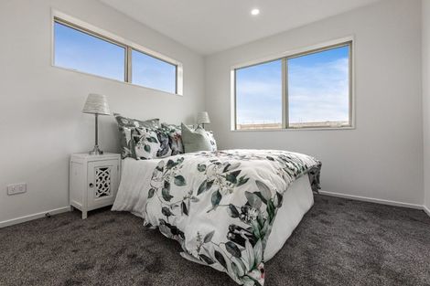 Photo of property in 26 Kaitiaki Drive, Clarks Beach, 2122