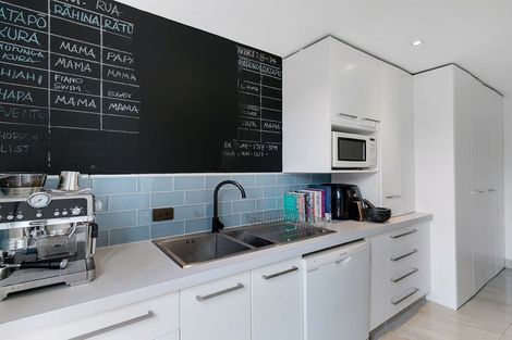 Photo of property in 13a Main Road, Titahi Bay, Porirua, 5022