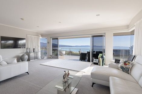 Photo of property in 30 Bay Vista Drive, Pohara, Takaka, 7183