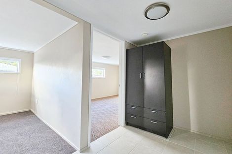 Photo of property in 6/125a Birkdale Road, Birkdale, Auckland, 0626