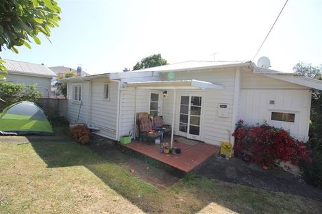 Photo of property in 27a Lloyd Avenue, Mount Albert, Auckland, 1025