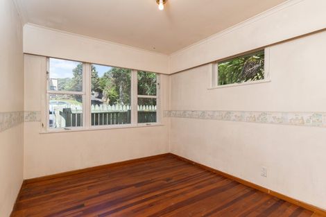 Photo of property in 45 Handyside Street, Tawa, Wellington, 5028