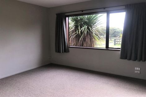 Photo of property in 334 Henwood Road, Hillsborough, New Plymouth, 4372