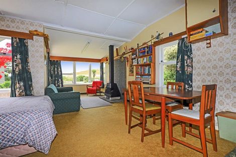 Photo of property in 1209 Kairakau Road, Kairakau, Elsthorpe, 4295