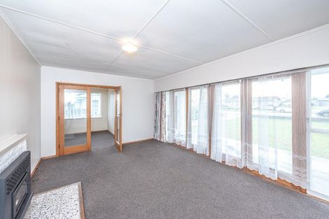 Photo of property in 7 Cornfoot Street, Castlecliff, Whanganui, 4501