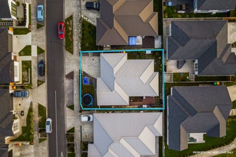 Photo of property in 15 Moemoea Avenue, Kumeu, 0810