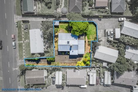 Photo of property in 1/17 Glen Road, Ranui, Auckland, 0612