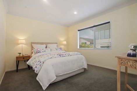 Photo of property in 15 Reidy Place, Pukekohe, 2120