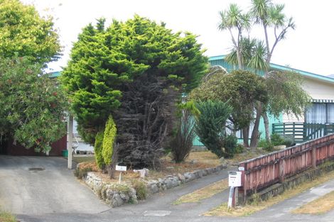 Photo of property in 1/16 Fremont Grove, Totara Park, Upper Hutt, 5018