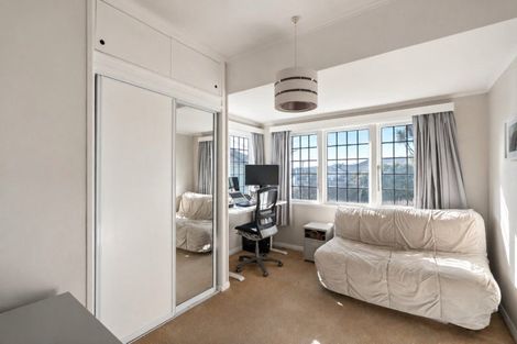 Photo of property in 58 Freyberg Street, Lyall Bay, Wellington, 6022