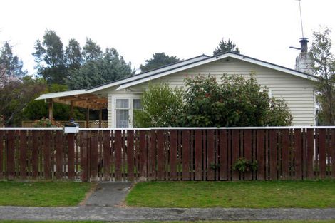 Photo of property in 21 Philip Street, Carterton, 5713