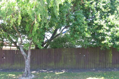 Photo of property in 4 Keats Place, Blockhouse Bay, Auckland, 0600