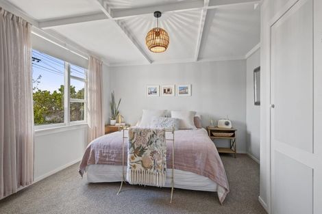 Photo of property in 4 Dartmoor Avenue, Westown, New Plymouth, 4310