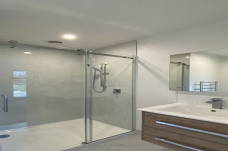 Photo of property in 10 Tuputupu Drive, Kumeu, 0810