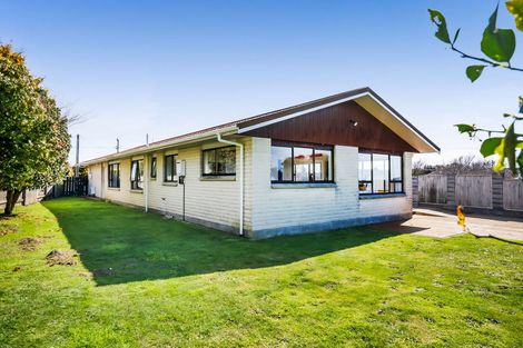 Photo of property in 323 Mangorei Road, Merrilands, New Plymouth, 4312