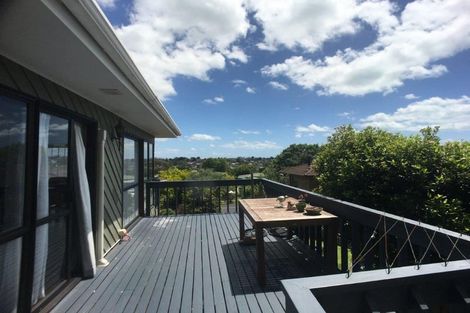 Photo of property in 1/20 Sunnyview Avenue, Shelly Park, Auckland, 2014