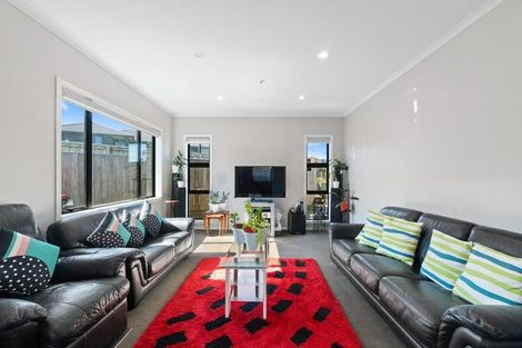 Photo of property in 15 Waikaka Place, Rototuna North, Hamilton, 3210