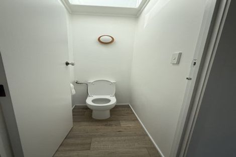 Photo of property in 46 Richards Avenue, Forrest Hill, Auckland, 0620