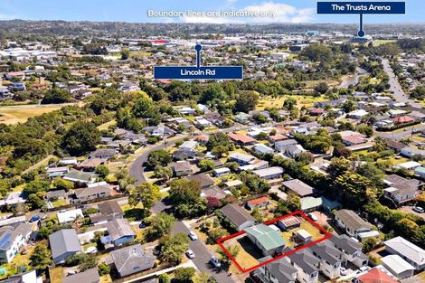 Photo of property in 50 Chilcott Road, Henderson, Auckland, 0612