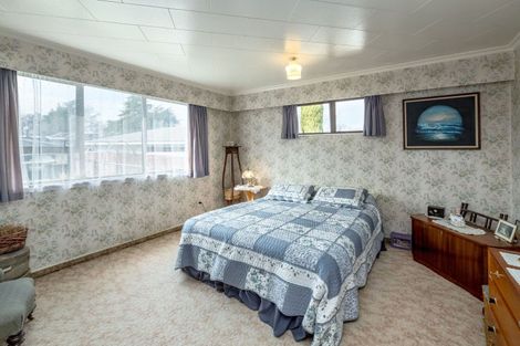 Photo of property in 42 Rhodes Street, Carterton, 5713