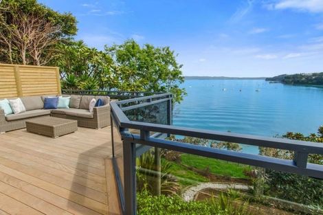 Photo of property in 58 Queen Street, Northcote Point, Auckland, 0627