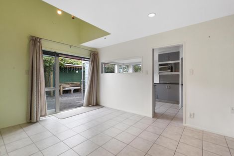 Photo of property in 11a Princes Street, Cambridge, 3434