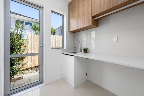 Photo of property in 3 Dreaver Way, Sunnynook, Auckland, 0630