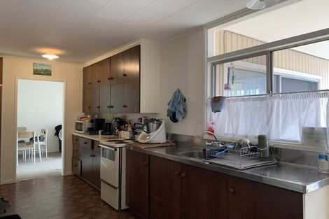 Photo of property in 3/1204 Heretaunga Street East, Parkvale, Hastings, 4122