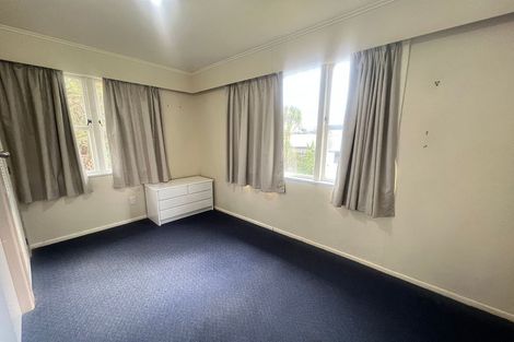 Photo of property in 94 Te Atatu Road, Te Atatu South, Auckland, 0610