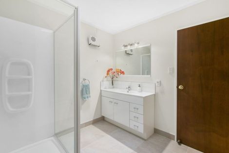 Photo of property in 13 Crossley Street, Katikati, 3129