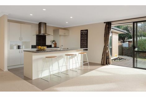 Photo of property in 31 Bateleur Close, Welcome Bay, Tauranga, 3112