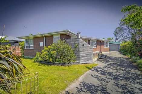 Photo of property in 15 Clydesdale Street, Woolston, Christchurch, 8062