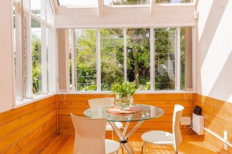 Photo of property in 17 Putiki Drive, Durie Hill, Whanganui, 4500