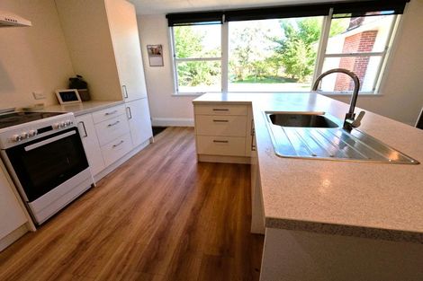 Photo of property in 1915 State Highway 2, Waipukurau, 4275