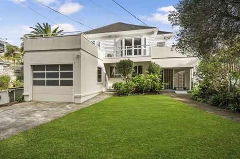 Photo of property in 40 The Parade, Island Bay, Wellington, 6023