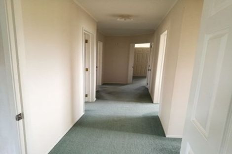 Photo of property in 9 San Luis Place, Golflands, Auckland, 2013
