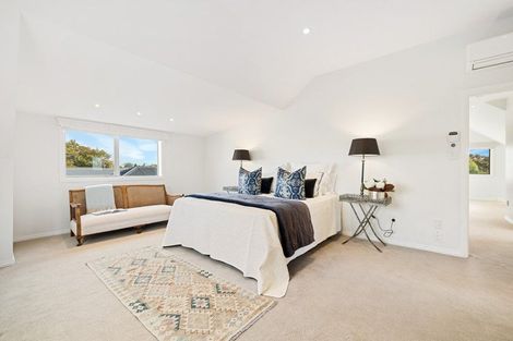 Photo of property in 9 Kotare Street, Fendalton, Christchurch, 8041