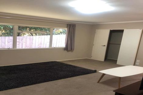 Photo of property in 1/15 Alamein Avenue, Belmont, Auckland, 0622