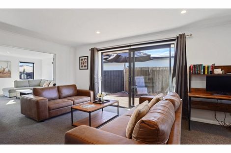 Photo of property in 7 Tara Crescent, Woodend, 7610