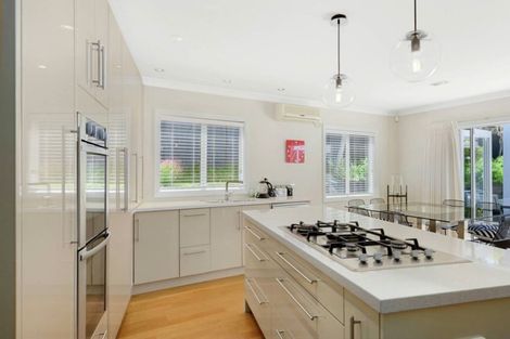 Photo of property in 30c Marine Parade, Mellons Bay, Auckland, 2014