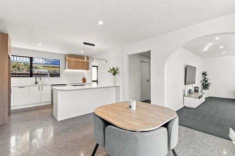 Photo of property in 18 Briarmont Street, Avondale, Christchurch, 8061
