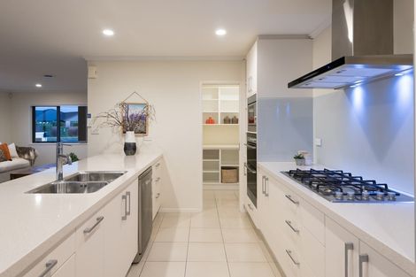 Photo of property in 16 Kapuka Street, Papamoa Beach, Papamoa, 3118