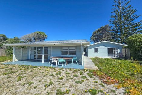 Photo of property in 585 Pukehina Parade, Pukehina, Te Puke, 3189