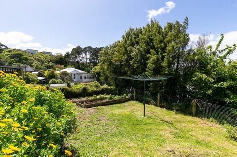 Photo of property in 83 Ironside Road, Johnsonville, Wellington, 6037