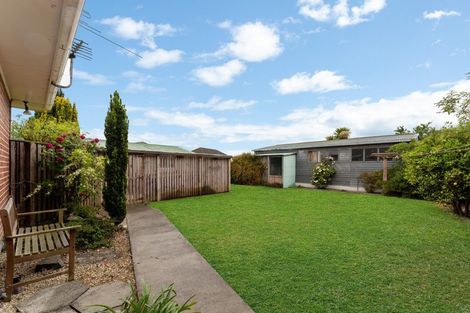Photo of property in 64 Eureka Street, Aranui, Christchurch, 8061