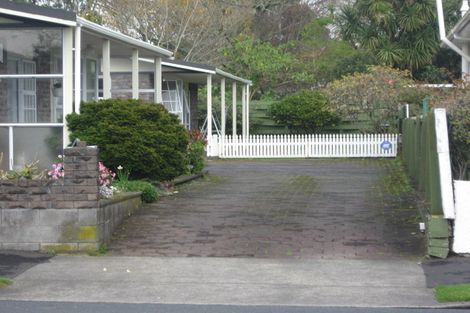 Photo of property in 1/276 Carrington Street, Vogeltown, New Plymouth, 4310