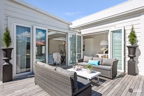 Photo of property in 35 Buick Street, Petone, Lower Hutt, 5012