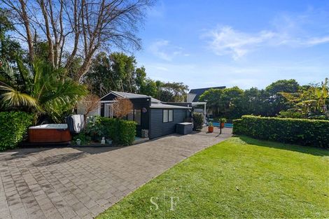 Photo of property in 417 Te Moana Road, Waikanae, 5036