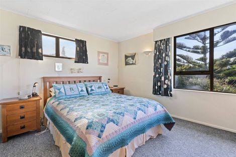 Photo of property in 40 Taieri Crescent, Kelson, Lower Hutt, 5010