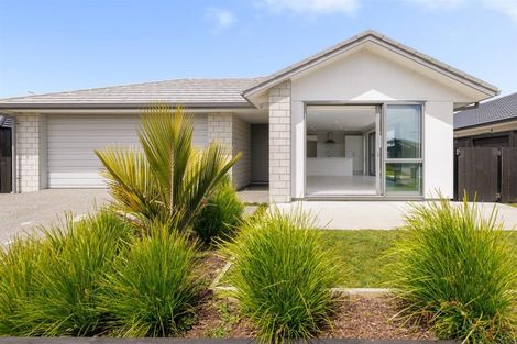 Photo of property in 43 Kaiora Drive, Papamoa Beach, Papamoa, 3118
